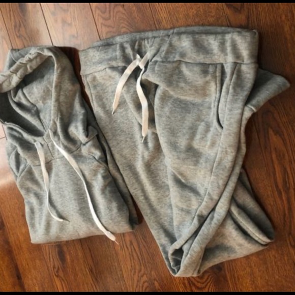 Classic Grey Sweatsuit Set - Picture 2 of 4